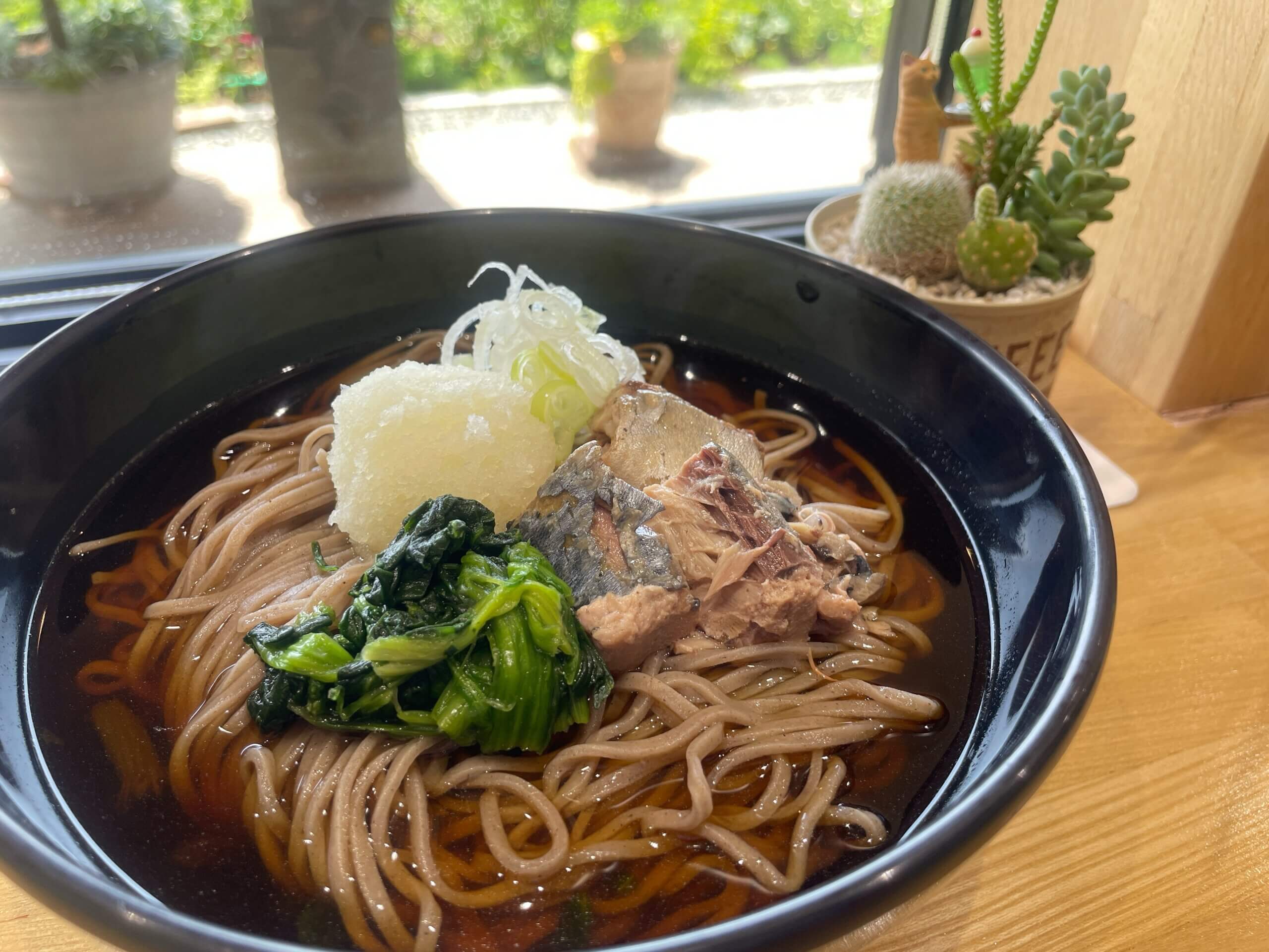 【ランチタイム限定】<br />
サバおろしそば/うどん　(冷製)