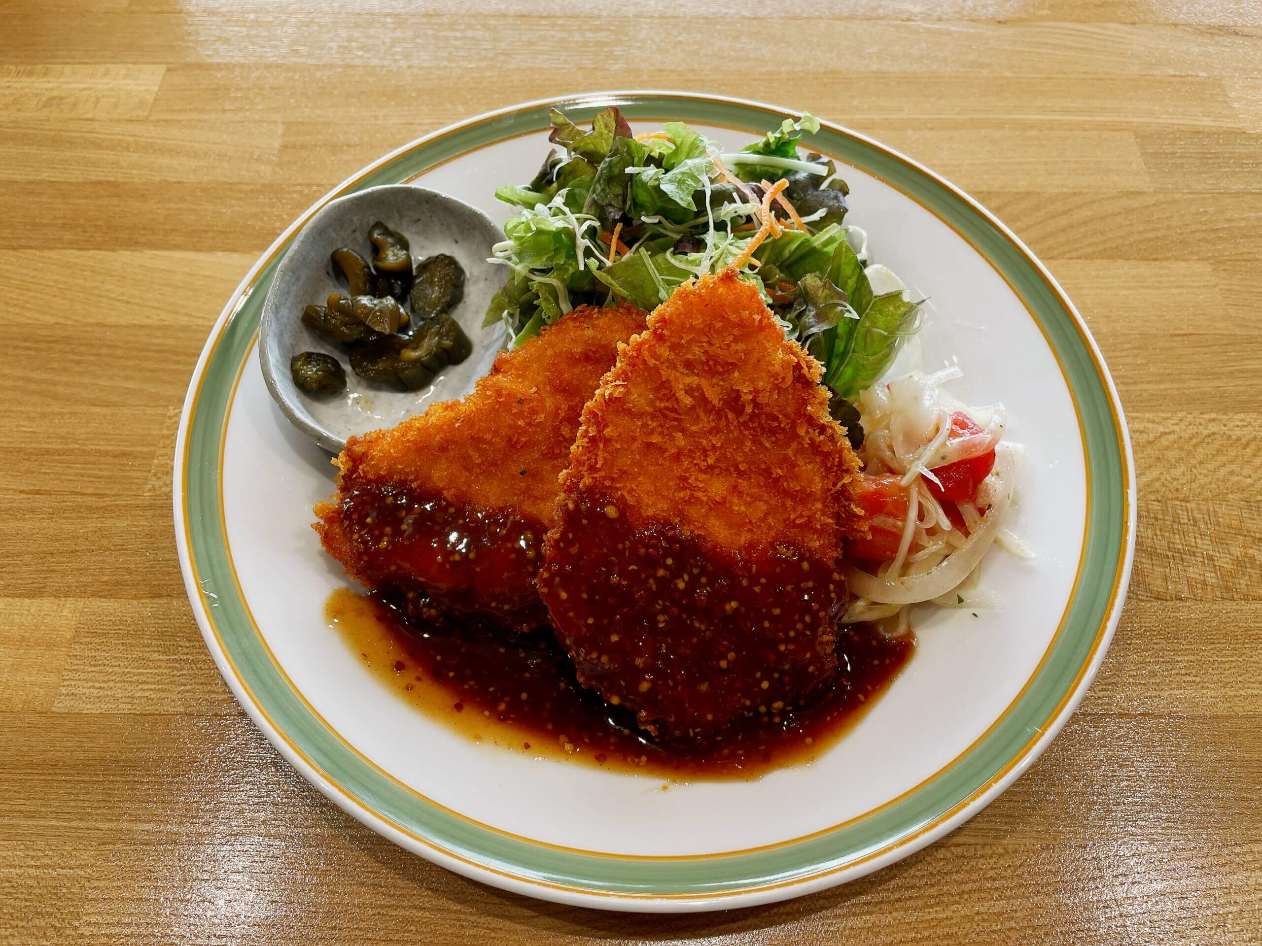 【ランチタイム限定】<br />
福味鶏のチキンカツ<br />
~粒マスタードソース~